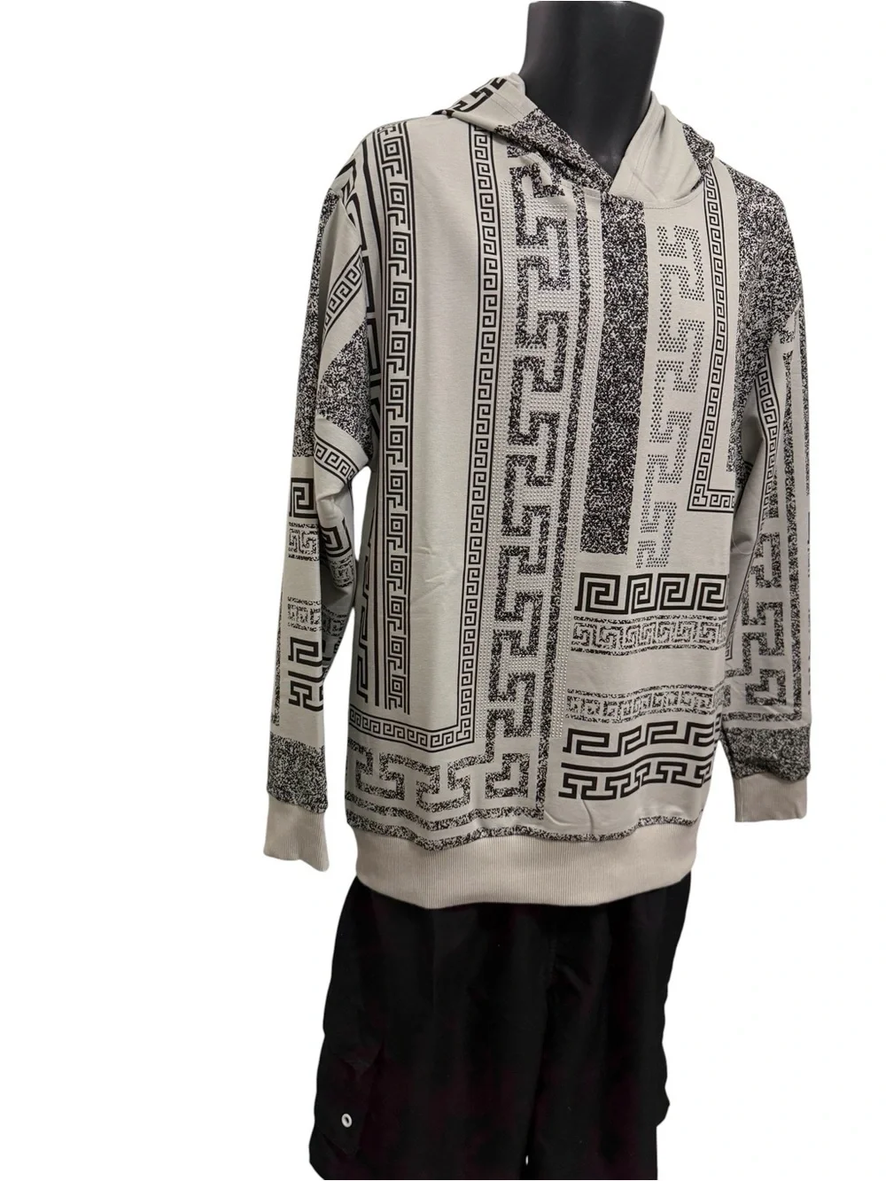 LAVERITA Graphic Pattern Hooded Sweatshirt in Black and Cream. New with tags